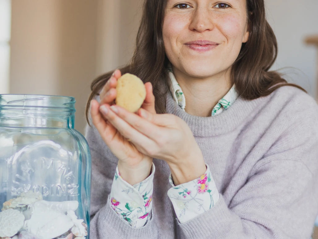 Näin käytät luonnonsienitamponia - kokemuksia kuukautissienistä