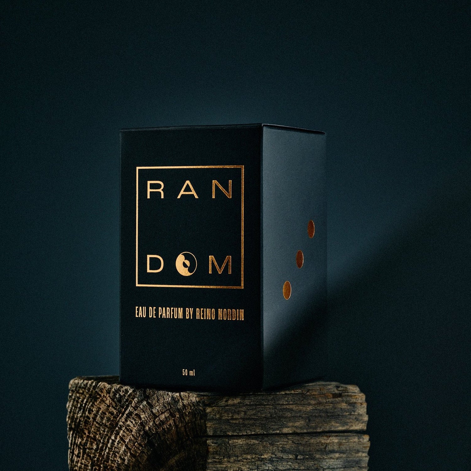 RANDOM EAU DE PARFUM